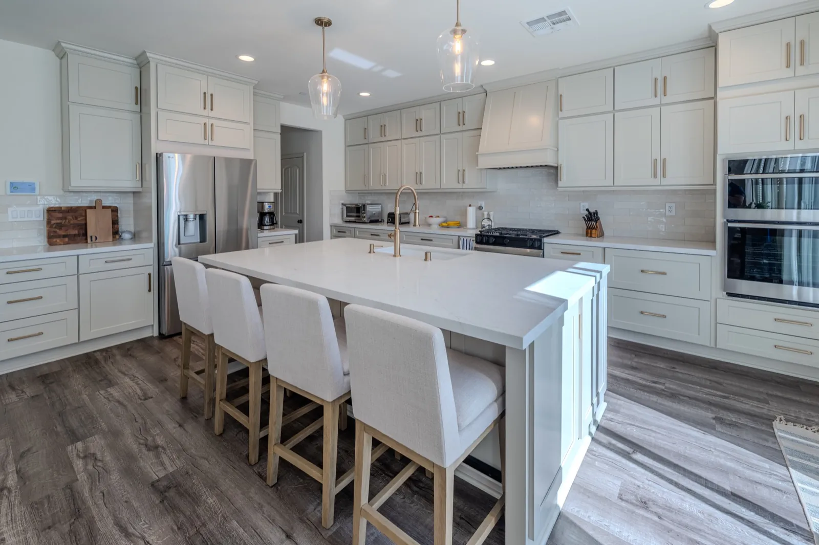 Completed Pacific Stone kitchen project featured with Kitchen Countertop Trends That Still Matter