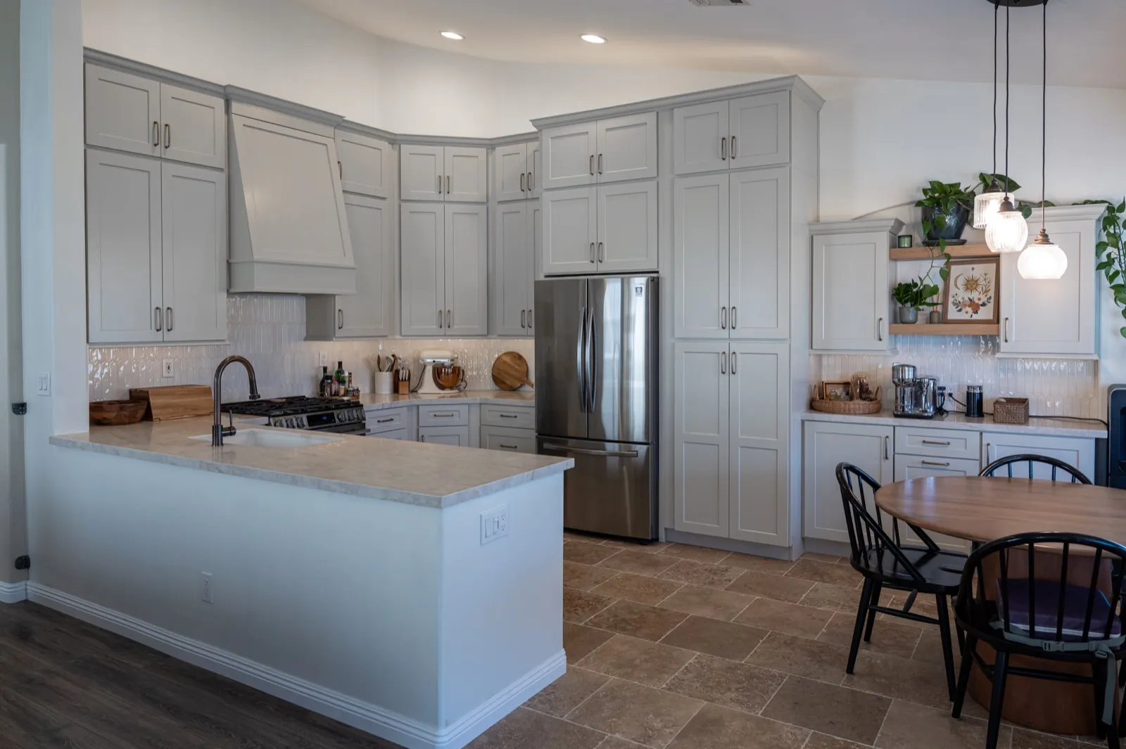 What to Know About Porcelain Countertops