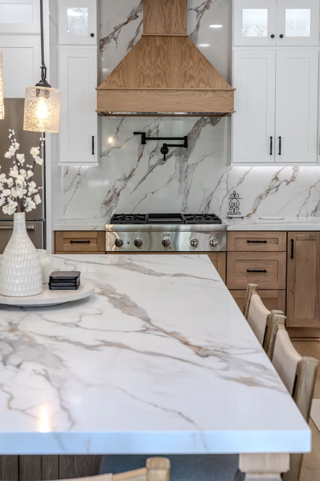 Completed Pacific Stone kitchen project featured with Pros and Cons of Quartz Countertops
