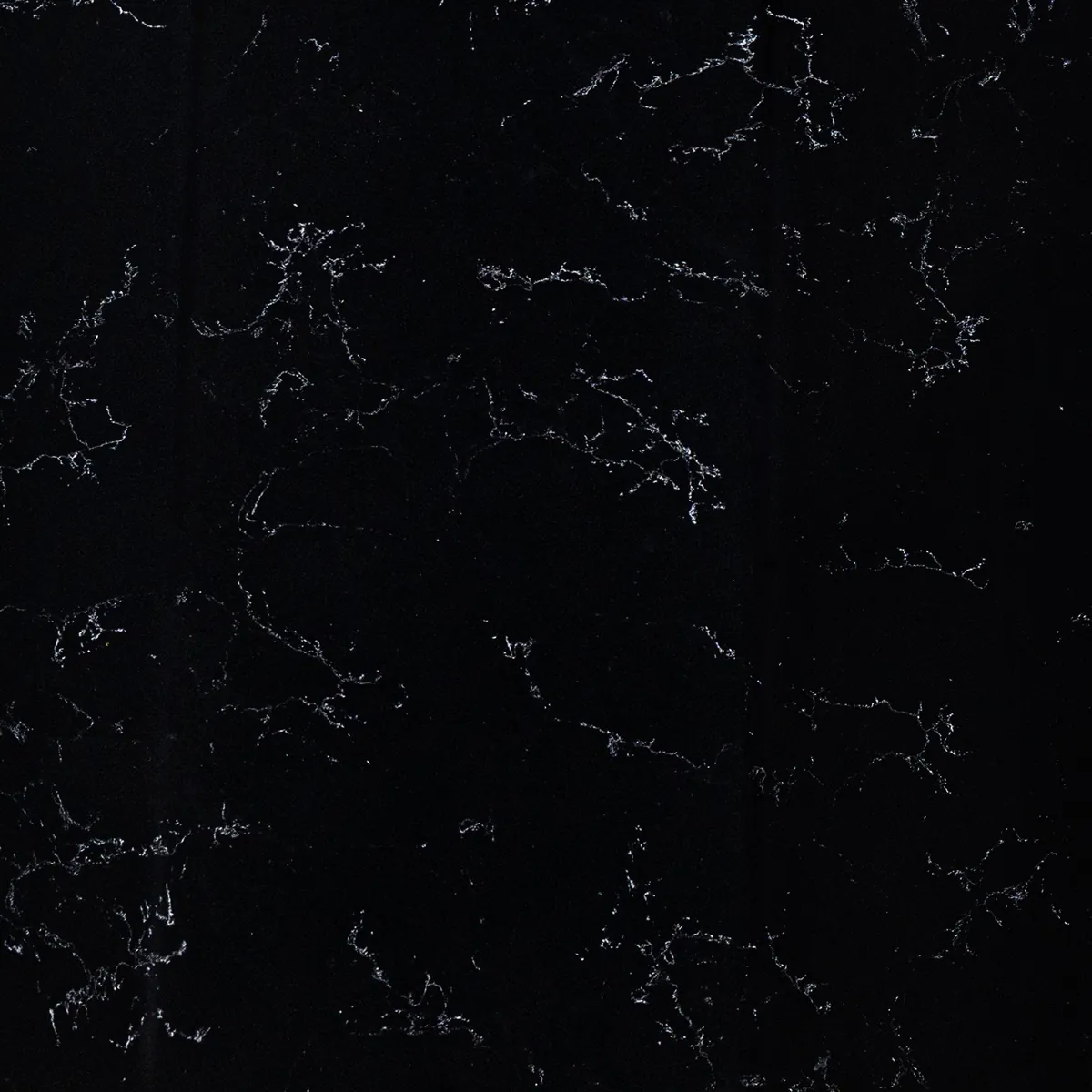 Blanco Midnight quartz sample